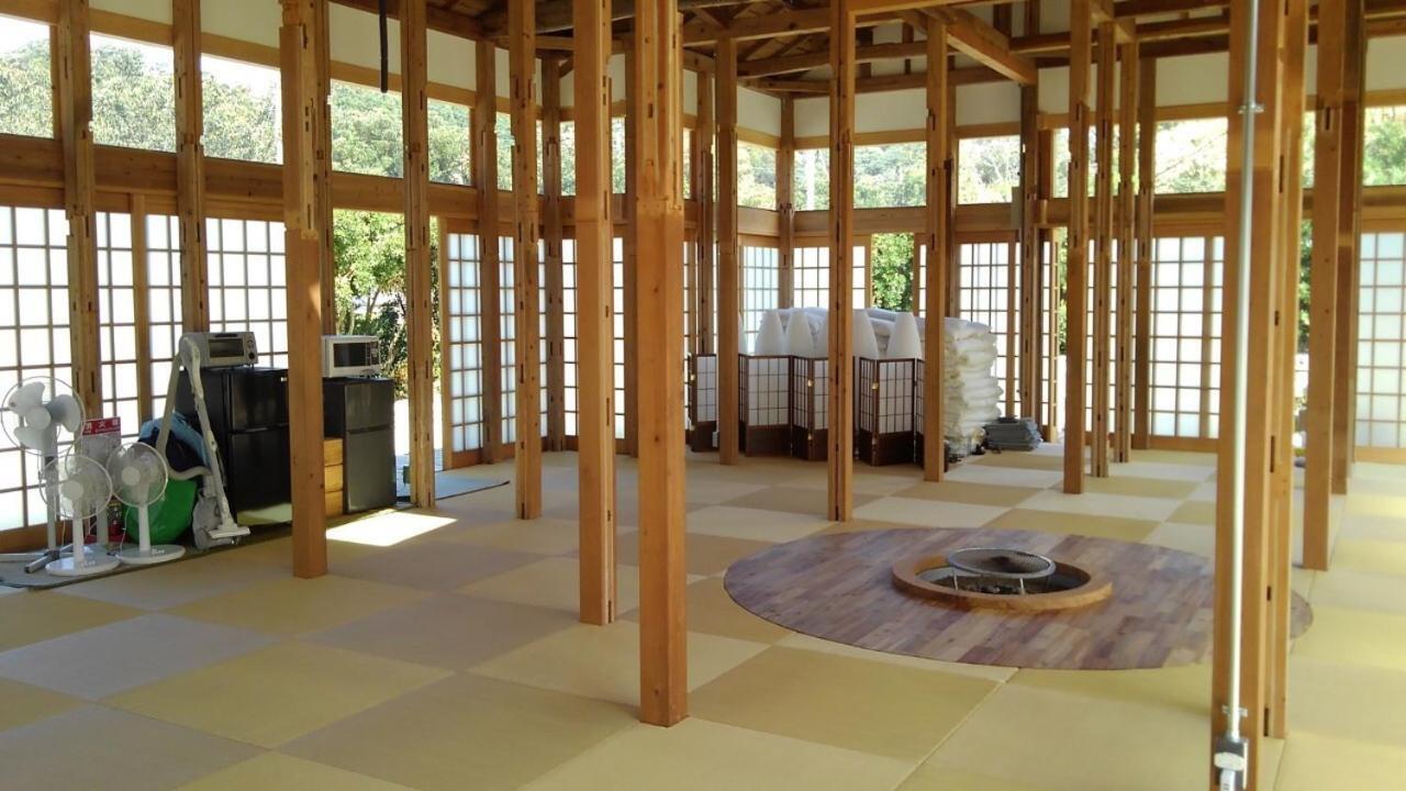 ささやかな宿富津 Hotel Luaran gambar